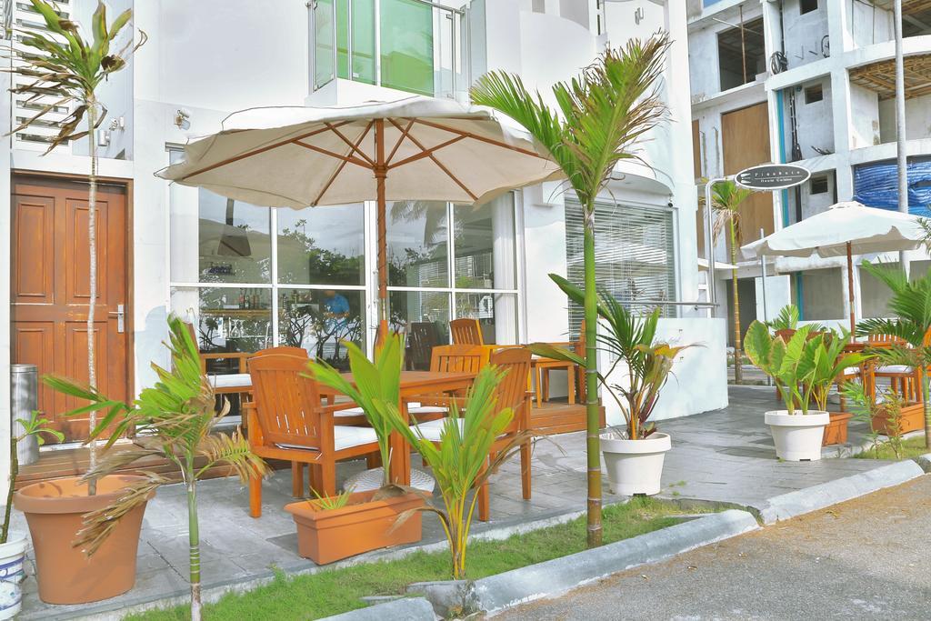 Airport Beach Hotel Hulhumale Exterior foto