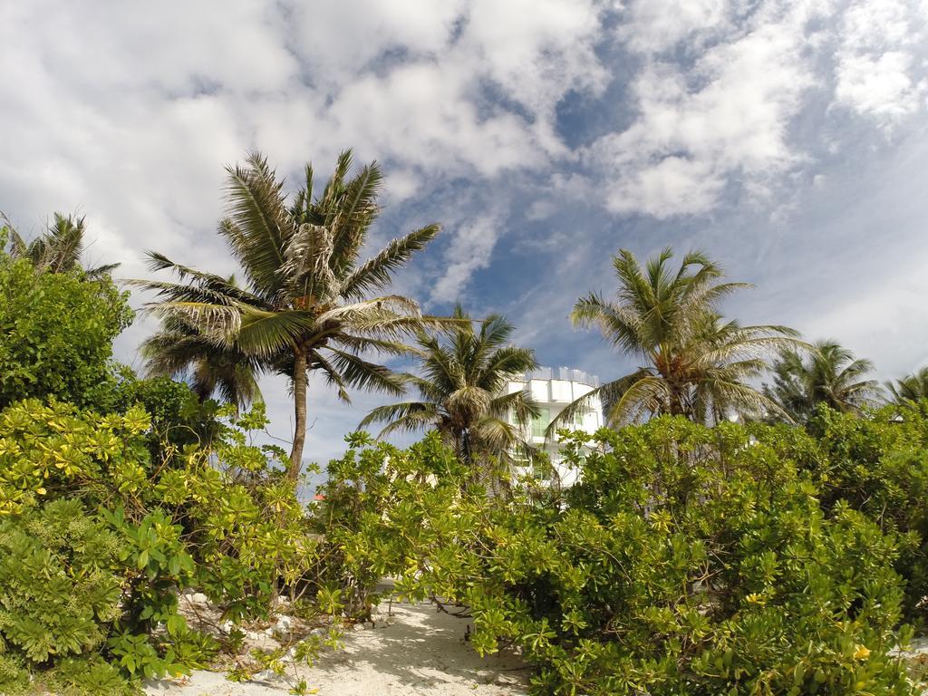 Airport Beach Hotel Hulhumale Exterior foto
